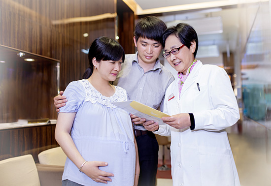 全球罕见寄生胎接受手术，你还敢不重视产检吗?